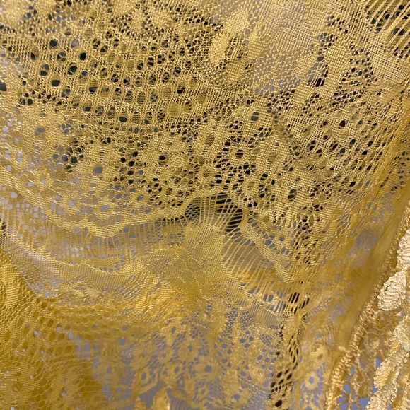 Pretty Dainty Floral Lace Fringe Infinity Scarf Lightweight - Picture 3 of 9